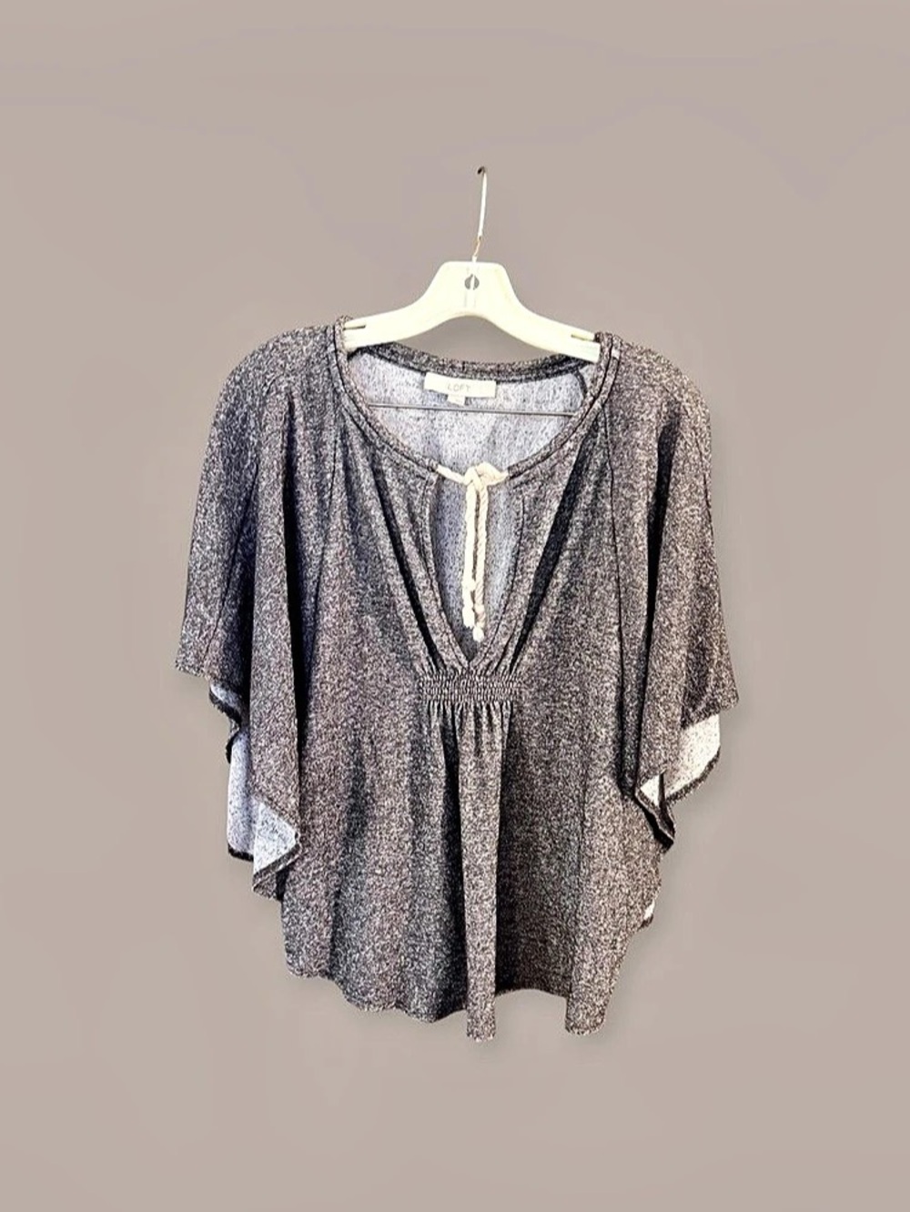 LOFT V-Neck Tunic in Gray Size Large Like New